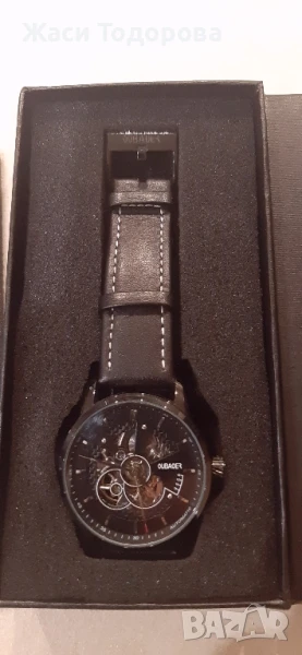 Мъжки часовник с кутия, снимка 1