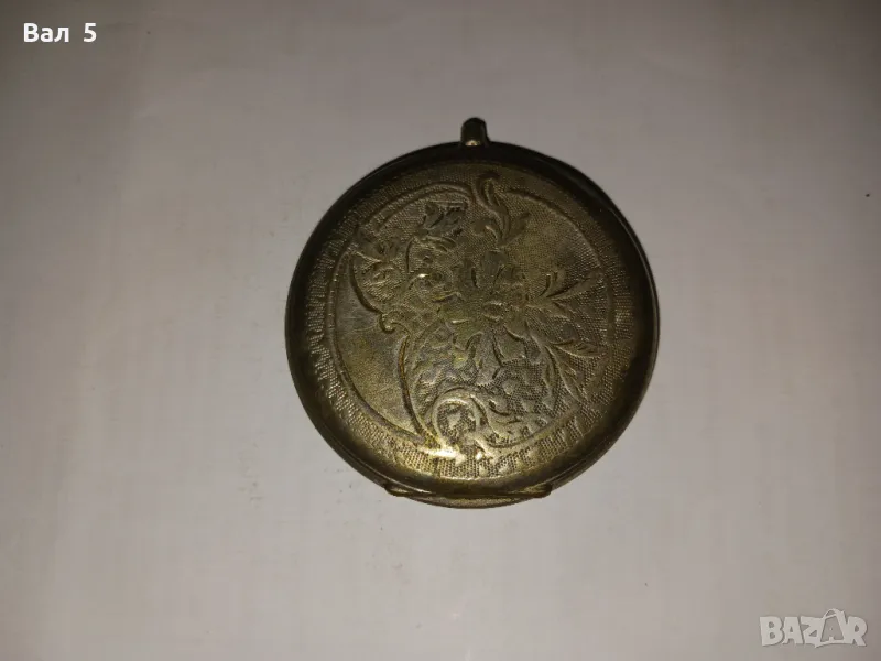 Корпус с капаци за стар джобен часовник, снимка 1