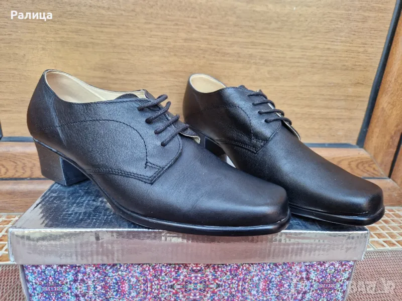 Дамски затворени обувки на ток, снимка 1