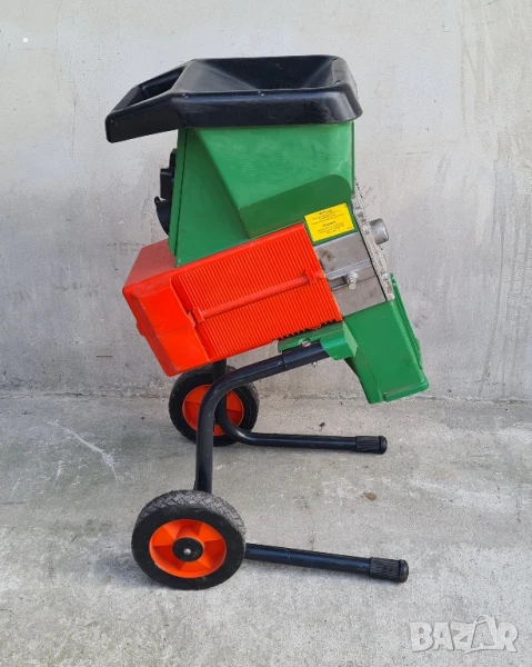 Дробилка за клони немска, снимка 1