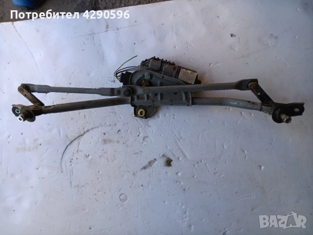 Механизъм с мотор чистачки за VW Passat 5 / Пасат 5