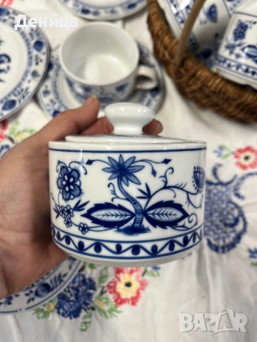 За днес малко синичко💙  Син лук и Кахла💙 Чайник с много любима моя форма Височина-14.5 см Цена-15€, снимка 15 - Сервизи - 53716226