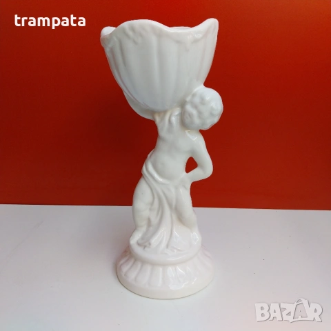 НАЙ ДОБРАТА ОФЕРТА Порцеланова фигура ,статуетка .