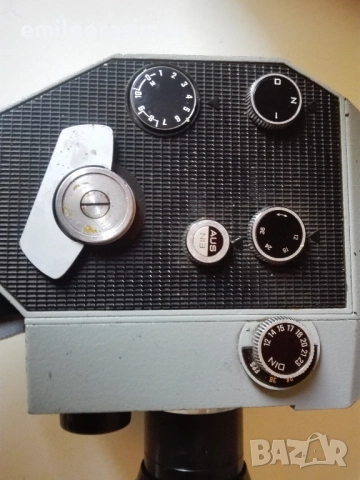 Две кинокамери , стереоскоп , ринг с диапозитиви., снимка 16 - Камери - 29581090