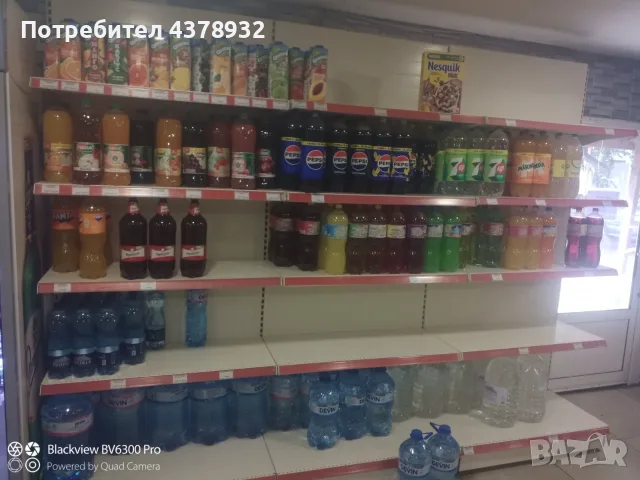 Продавам метални крайстенни стелажи