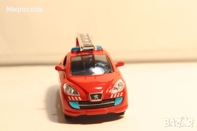 1:43 DEL PRADO PEUGEOT КАМИОН ПОЖАРНА КОЛИЧКА МОДЕЛ, снимка 4 - Колекции - 53691565
