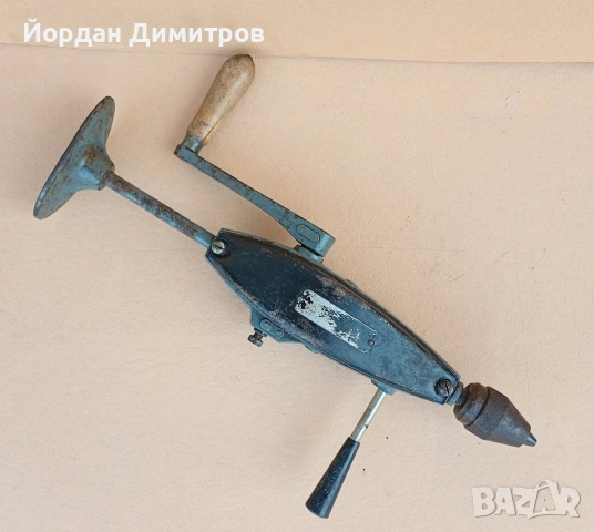 ръчна дрелка 