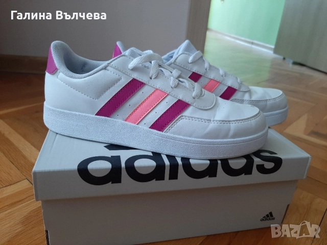 Дамски маратонки Adidas, 38 номер, снимка 2 - Маратонки - 51495304