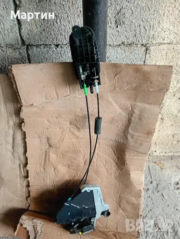 брава за врата предна лява за Suzuki grand vitara 2008, снимка 2 - Части - 47708202