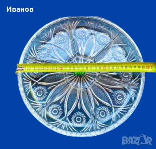 НОВ - Полски Кристален Поднос за Разядки с Звездовидна Ръчна декорация с Прегради, снимка 4 - Аксесоари за кухня - 51489209