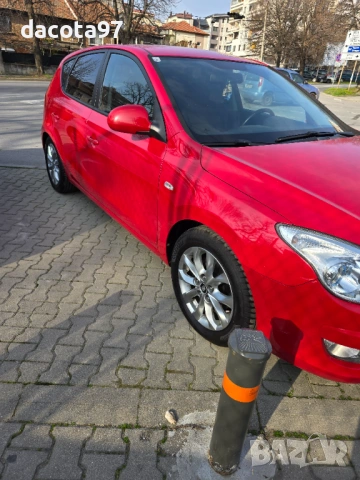 Hyundai I30 1.6CRDI 90кс 2 Комплекта Гуми , снимка 2 - Автомобили и джипове - 53869042