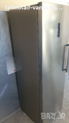 Хладилник Hanseatic 370L, снимка 4 - Хладилници - 51137018