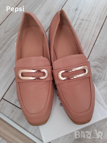 Дамски обувки , снимка 3 - Дамски ежедневни обувки - 36321221