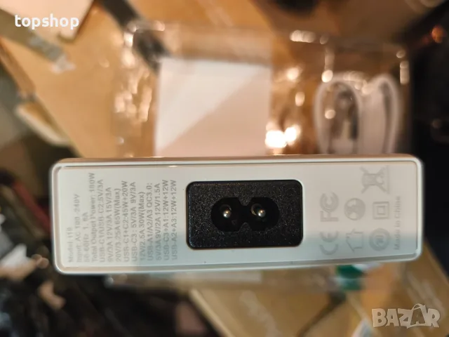 Чисто нова настолна зарядна станция 180W GaN с LCD дисплей и 6 порта  , снимка 8 - Оригинални зарядни - 55746560