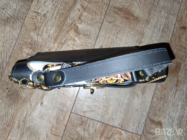 Дамска чанта Alviero Rodriguez Charlotte, снимка 6 - Чанти - 53716062