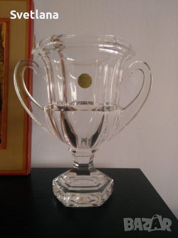 Кристален бокал - ваза, снимка 1 - Чаши - 41915997