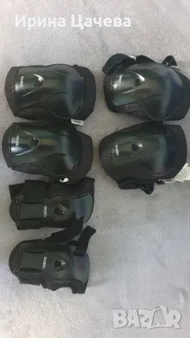 Комплект на наколенки,налакътници и протектори за китка, снимка 1