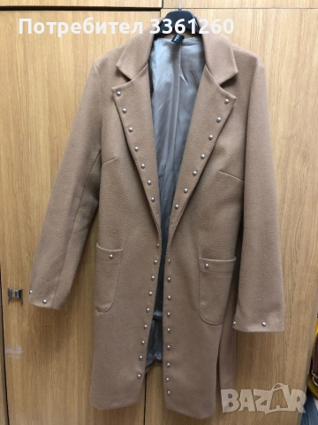 Палто в цвят карамел