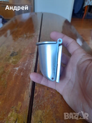 Стар пепелник за превозни средства, снимка 3 - Други ценни предмети - 51332010