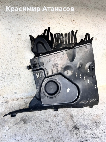 A2118300713.Капак кора над казанче серво за Мерцедес E-класа W211.седан. Комби. 2008г. A2118320108