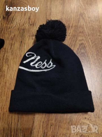 mitchell and ness - зимна фенска шапка КАТО НОВА , снимка 4 - Шапки - 52828484