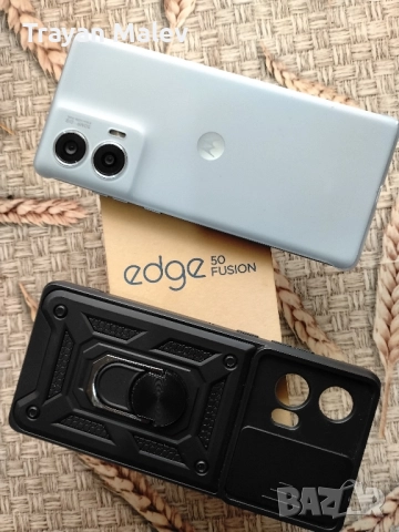 Смартфон Моторола ейдж 50 фюжън 12/512, снимка 2 - Motorola - 52401781