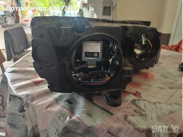 ляв ксенонов фар октавия 3 , снимка 2 - Части - 55930833