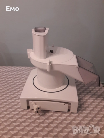 Зеленчукорезачка БОШ, снимка 4 - Обзавеждане на кухня - 52599139