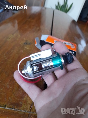 Автомобилна запалка Continental, снимка 5 - Други ценни предмети - 40724171