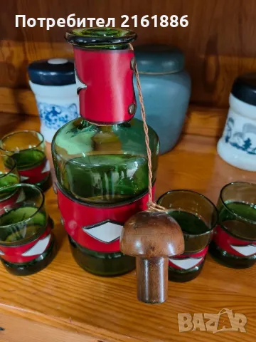 Комплект бутилка и шест чаши от зелено стъкло с естествена кожа , снимка 4 - Чаши - 50335483