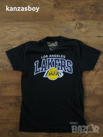 Mitchell & Ness - страхотна мъжка тениска КАТО НОВА , снимка 4 - Тениски - 41656261