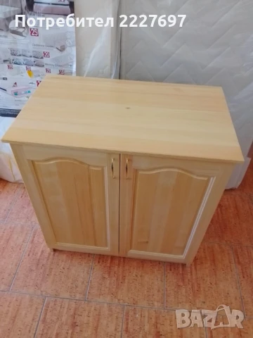 Шкаф -МАСИВ. С размери 83/85/50 см. Наличен!, снимка 5 - Шкафове - 50711599