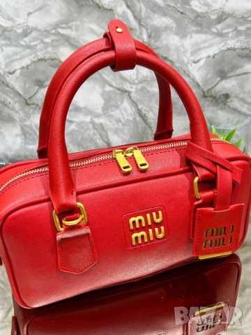 чанти Miu Miu , снимка 8 - Чанти - 50595308