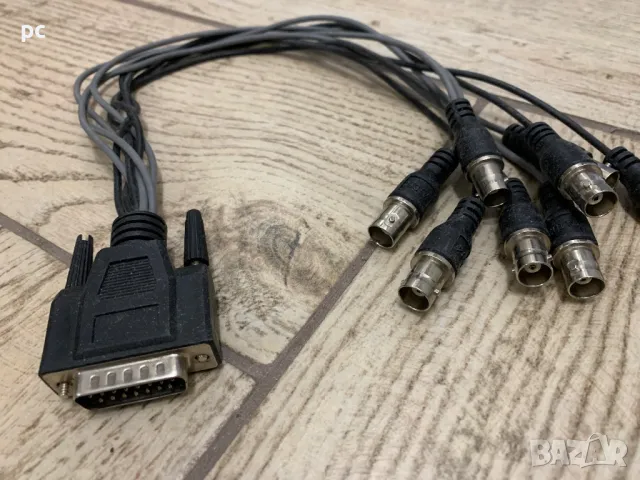 Преход DB15 към BNC