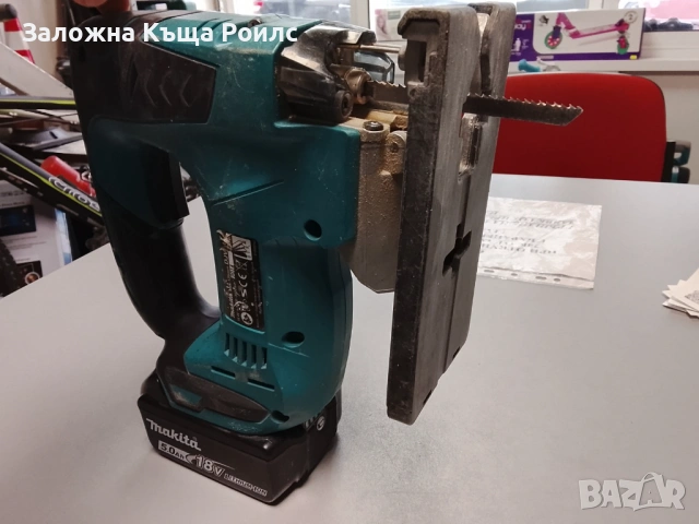 Зеге Makita DJV-42, снимка 3 - Други инструменти - 53352210