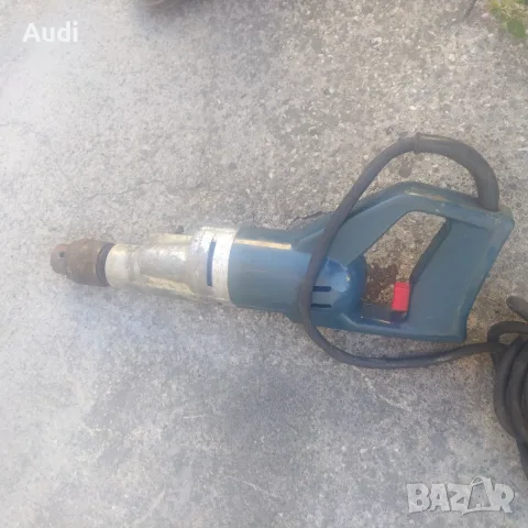 Бормашина Елпром Ловеч 420W 2A. 1650 об.мин едноскоростна бормашина, снимка 5 - Бормашини - 55962317