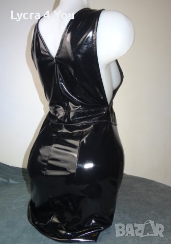 S/M Divided by H&M черна лачена/винил рокля с дълбоко деколте и цип отпред, снимка 8 - Рокли - 42588968