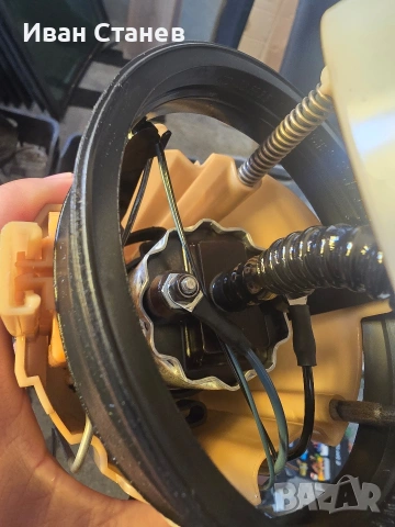 помпа в резервоара mercedes 2.2 150к.с w203, снимка 5 - Части - 53137791