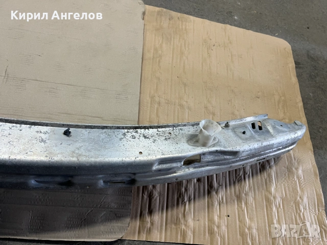 Гредата на предната броня за BMW E39 (преди фейса), снимка 3 - Части - 48911580