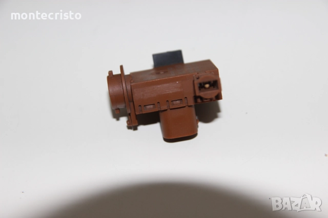 Сензор качество въздух VW Passat B8 (2015-2019г.) 3Q0 907 643A / 3Q0907643A / 3Q0 907 643 A, снимка 3 - Части - 52097407