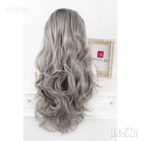 Дълга чуплива сребриста лейс фронт перука Шерил, снимка 3 - Аксесоари за коса - 36057506