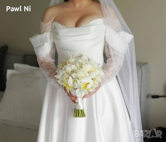 Свадебна рокля