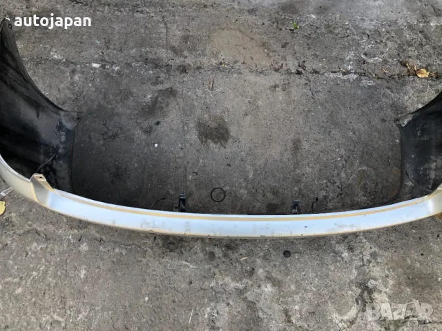 Задна броня Toyota Avensis Verso 2.0 D 116hp 1CD, снимка 2 - Части - 47770898