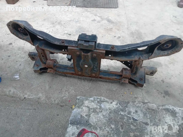 Заден мост за Мазда 3  1.6HDI 109k.с 2007г