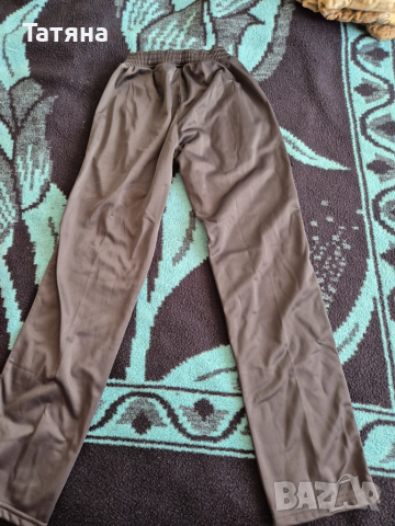 Анцуг за момиче 10г, снимка 3 - Детски анцузи и суичери - 51912987