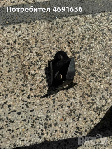 Основа(планка) или поставка на разширителният съд на Ауди Audi A8 H4 D4 само за 10лв. 4h0121263b