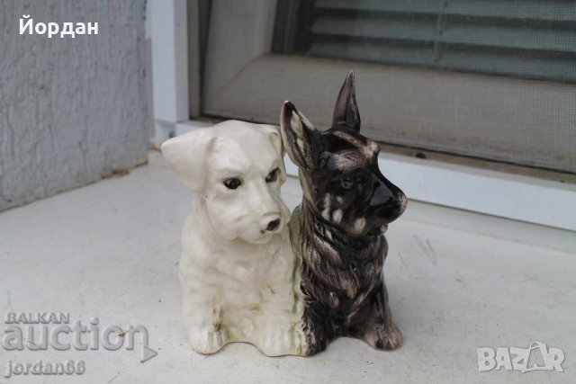 Стари европейски фигурки