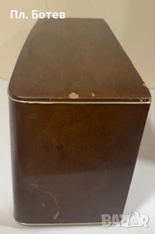 Старо радио Minerva Radiola 3, снимка 8 - Антикварни и старинни предмети - 53276831