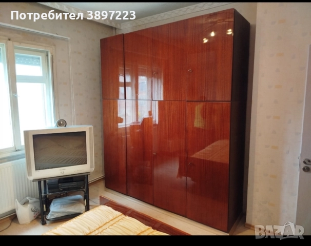 Гардероб четирикрилен, снимка 3 - Гардероби - 52243221