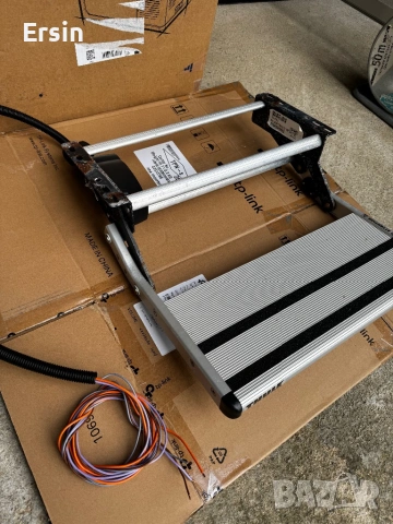 Електрическа Степенка Thule SGL STEEP COMPACT 12V 500 , снимка 4 - Къмпинг мебели - 53403324